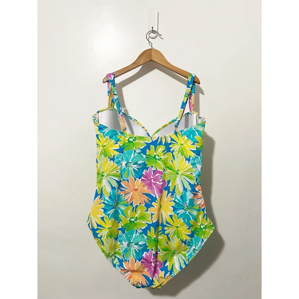 Bleu by Rod Beattie Plus Size Floral Shirred Bandeau Swimsuit Size 22W - Picture 4 of 9